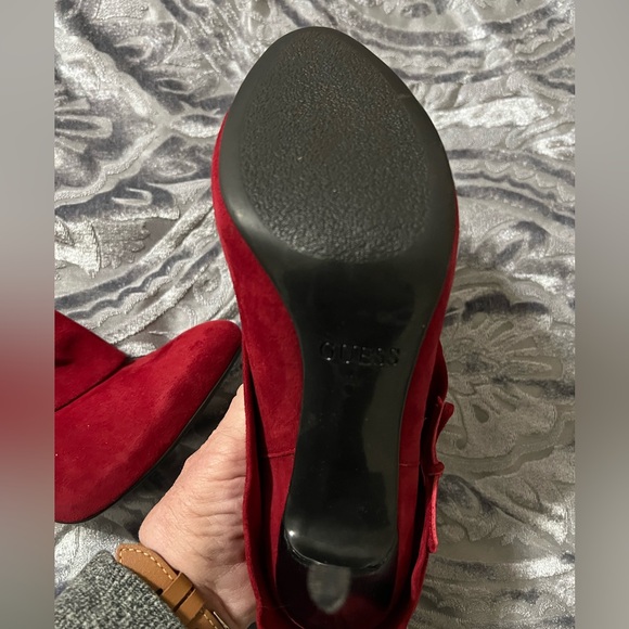 Guess Red Vegan Suede Heels sz 8.5 - Picture 8 of 11